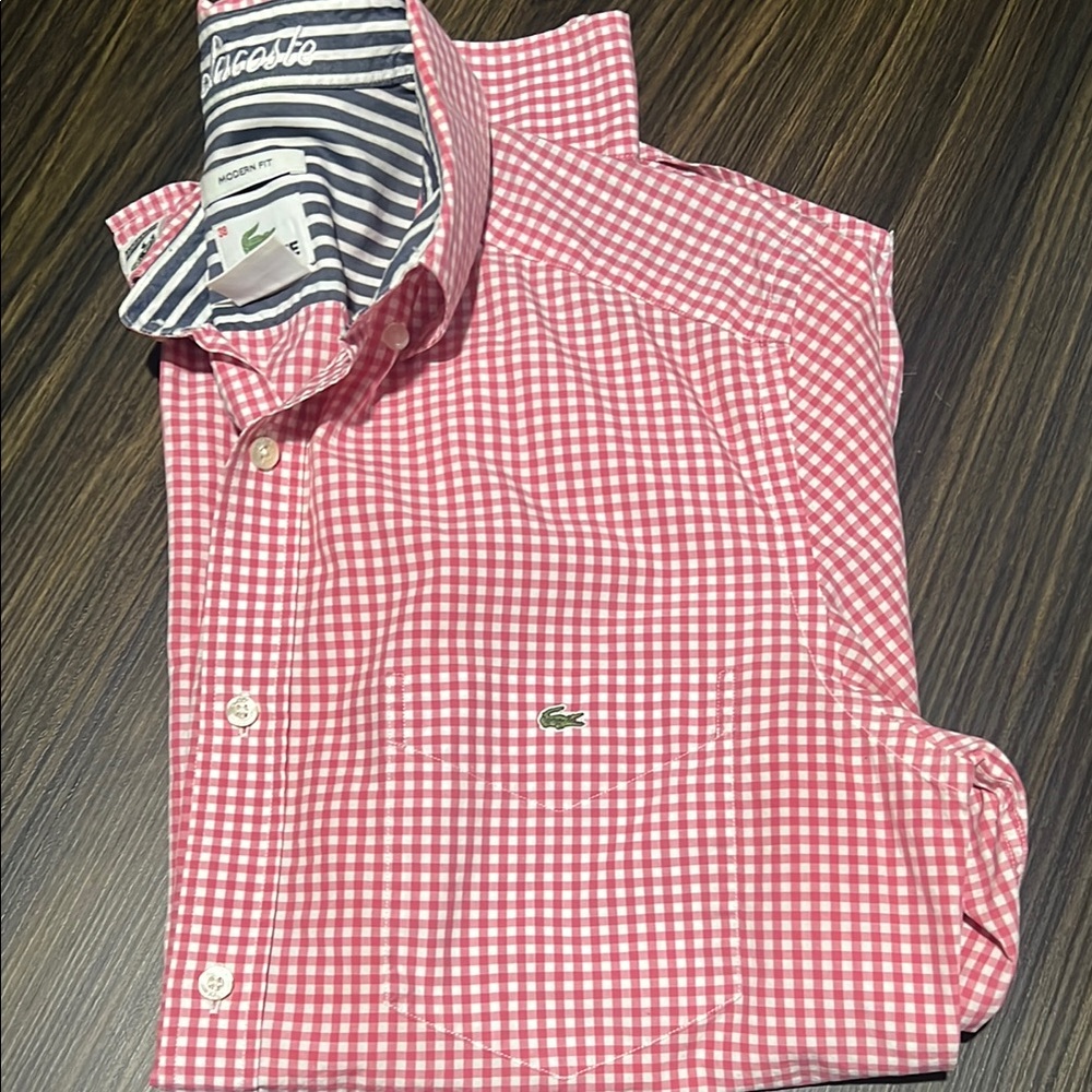 Lacoste Red Casual Button Down Modern Fit Shirt, size 38.